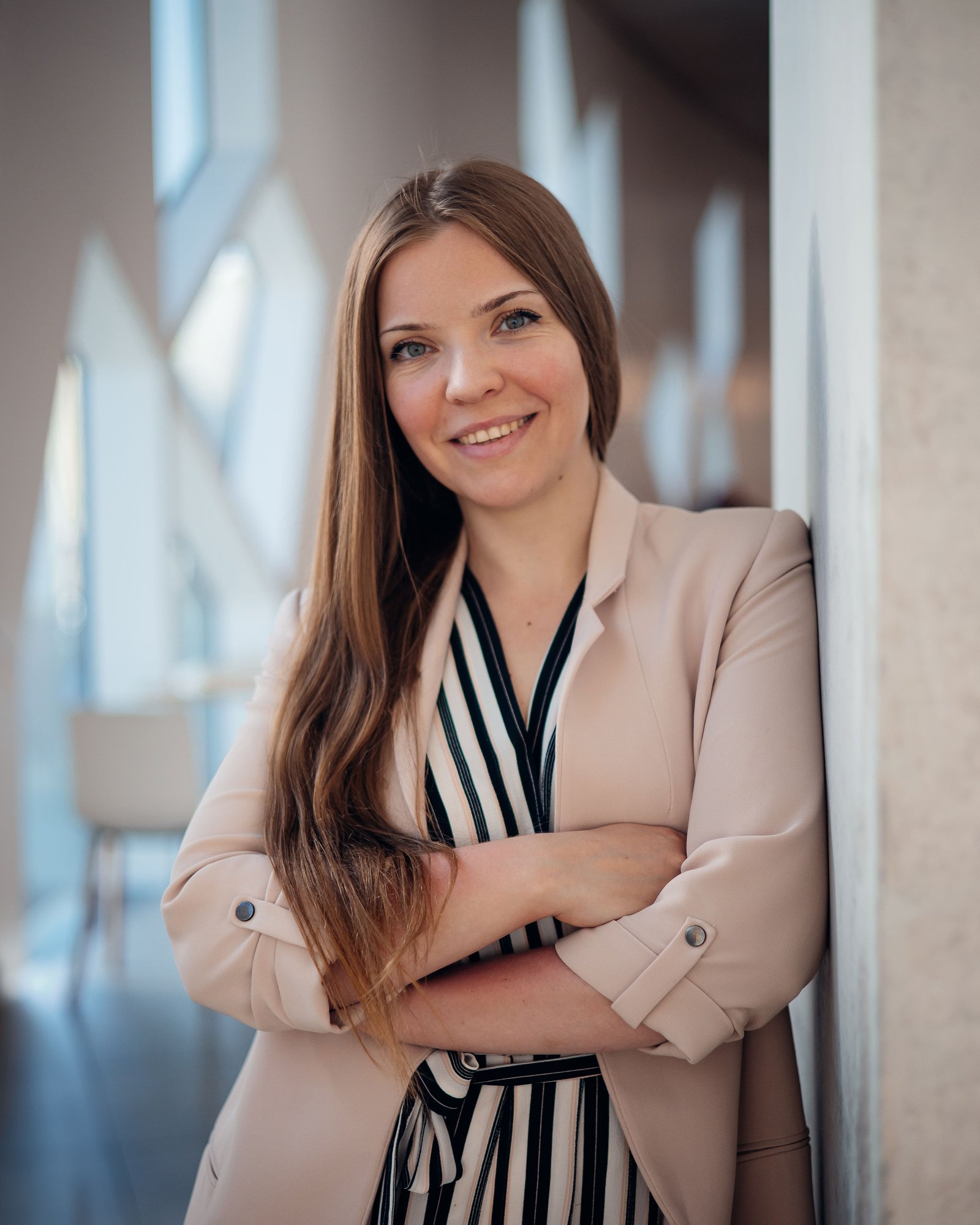 Maryna, online English tutor, smiling